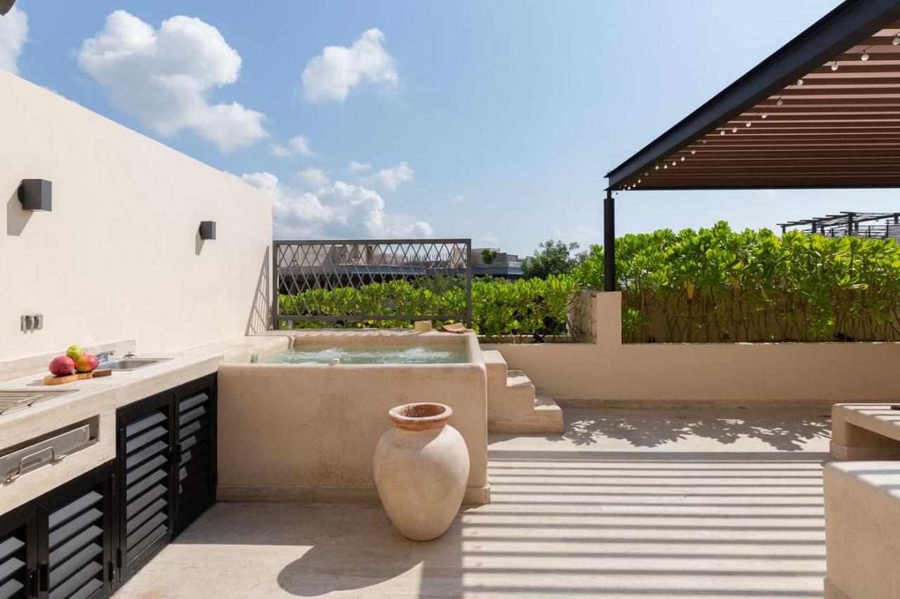 Exclusive Paramar Ve Penthouse In Tulum By Lockey Best For Walking To Commercial Zone In Aldea Zama Номер фото